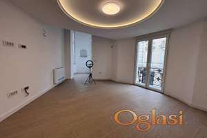 Renoviran poslovni prostor, Karađorđeva, 115m2